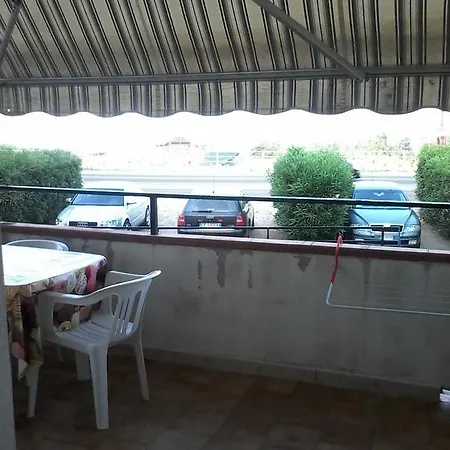 Azzurromare Apt *