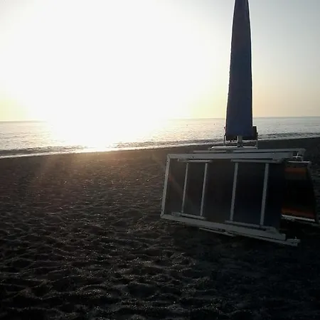 Azzurromare Apt Lägenhet *