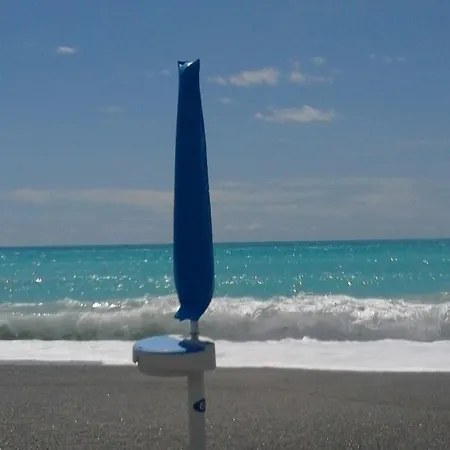 Azzurromare Apt *