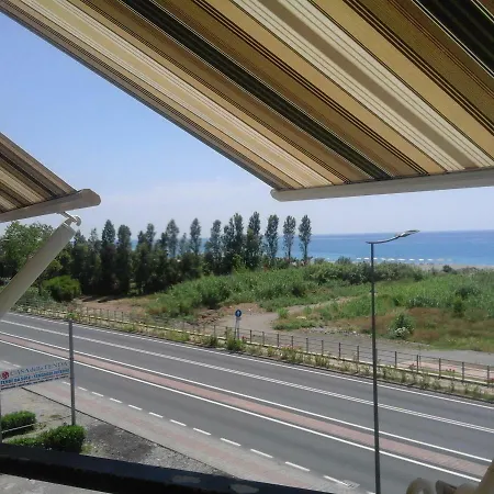 Azzurromare Apt *