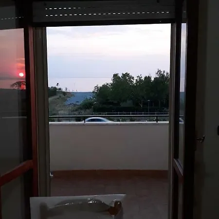 Azzurromare Apt Lägenhet *
